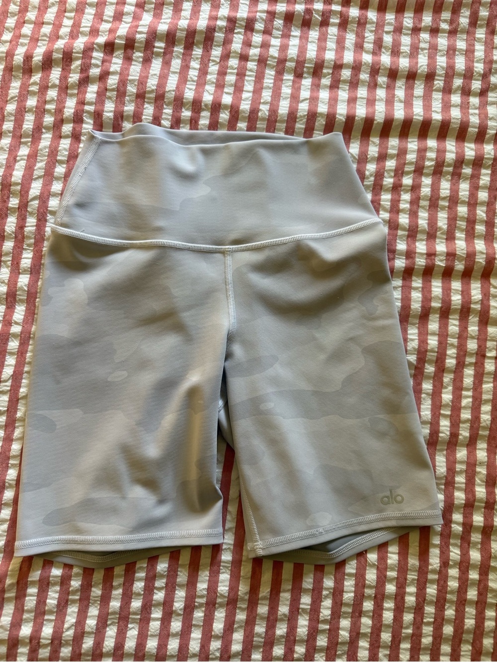 ALO Yoga Light Gray Camo High-Waist Bike Shorts